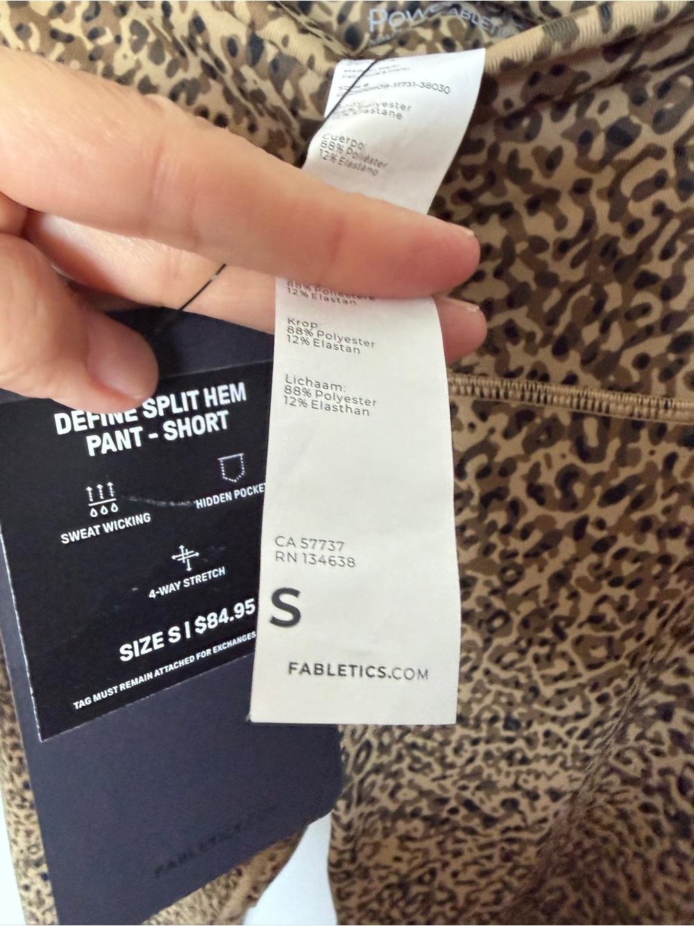 NWT Fabletics DEFINE SPLIT HEM PANT - SHORT - Picture 7 of 8
